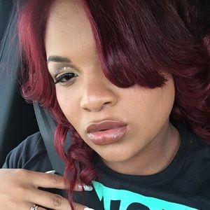 Meet your Posher, Daisha